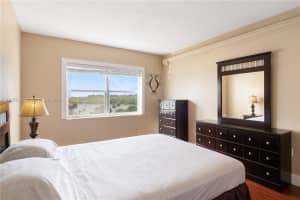 400 Kings Point Dr APT 521, Sunny Isles Beach, FL 33160, Sold 08/18/23