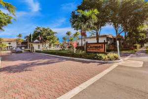 925 NE 199th St APT 204, Miami, FL 33179, Sold 05/19/23