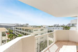 1621 Bay Rd APT 605, Miami Beach, FL 33139, Sold 12/29/23