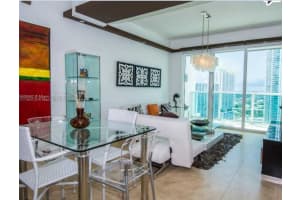 31 SE 5th St APT 3309, Miami, FL 33131, Sold 07/31/23