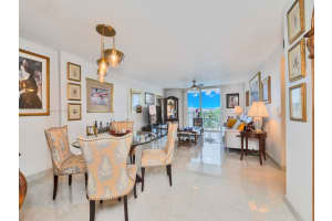 427 Golden Isles Dr #4a, Hallandale Beach, FL 33009, Sold 11/01/23