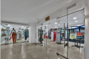 5225 Collins Ave APT 406, Miami Beach, FL 33140, Sold 07/10/23