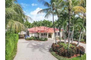 532 N Island Rd, Golden Beach, FL 33160, Sold 12/01/23
