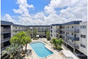 16750 Ne 10 Ave 201, North Miami Beach