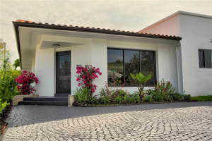 1260 Daytonia Rd, Miami Beach, FL 33141, Sold 06/12/23
