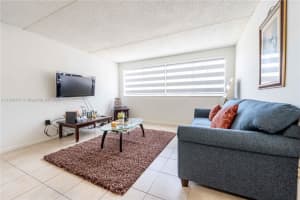 6135 NW 186th St, Hialeah, FL 33015, Sold 05/03/23