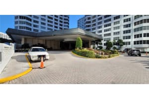 999 Brickell Bay Dr APT 1911, Miami, FL 33131, Sold 06/22/23