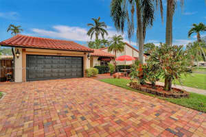 5550 SW 113th Ave, Cooper City, FL 33330, Sold 05/10/23