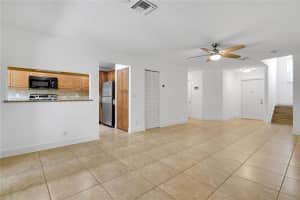 9156 Vineyard Lake Dr, Plantation, FL 33324, Sold 06/02/23