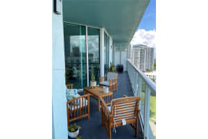 1900 N Bayshore Dr #1514, Miami, FL 33132, Sold 11/20/23