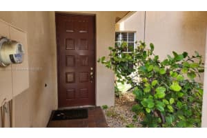 3322 Lakeside Dr #46, Davie, FL 33328, Sold 07/10/23