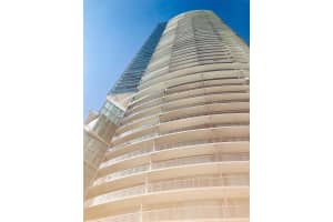 888 Biscayne Blvd APT 5302, Miami, FL 33132, Sold 06/07/23