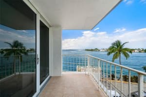 1865 79th Street Causeway #3i, North Bay Village, FL 33141, Sold 10/17/23
