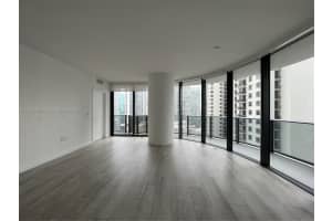 55 SW 9th St Apt 1906, Miami, FL 33130, Sold 07/14/23