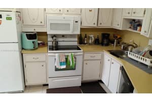 1770 NE 191st St Apt 810-1, Miami, FL 33179, Sold 10/26/23