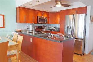 401 Ocean Dr APT 1004, Miami Beach, FL 33139, Sold 09/14/23