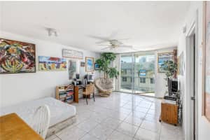 345 Ocean Dr APT 401, Miami Beach, FL 33139, Sold 07/17/23