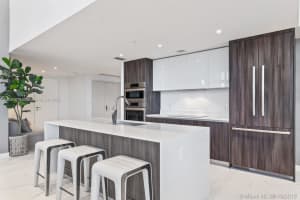 488 NE 18th St #1215, Miami, FL 33132, Sold 11/22/23