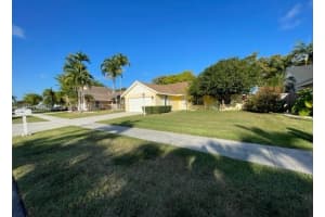 21931 SW 97th Ct, Cutler Bay, FL 33190, Sold 04/25/23