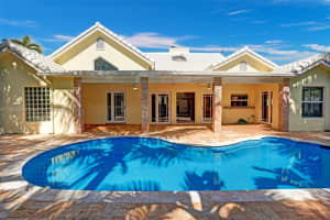 359 NW 108th Ave, Coral Springs, FL 33071, Sold 05/10/23