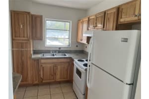 2041 NW 81st Ave APT 419, Pembroke Pines, FL 33024, Sold 05/04/23