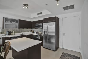 90 SW 3rd St APT 2413, Miami, FL 33130, Sold 06/30/23