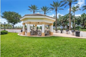 21055 Yacht Club Dr #1704, Aventura, FL 33180, Sold 08/08/23