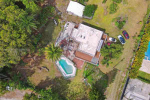 10701 SW 54th St, Cooper City, FL 33328, Sold 05/30/23