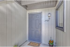 8132 SE Croft Cir Apt A-5, Hobe Sound, FL 33455, Sold 07/27/23