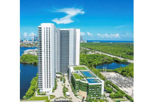 16385 Biscayne Blvd 7, North Miami Beach, FL 33160 - MLS#A11368559