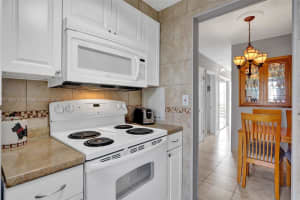 16901 NE 13th Ave APT 209, Miami, FL 33162, Sold 09/28/23