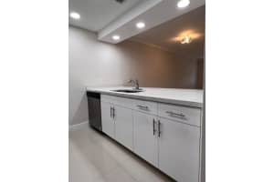 8160 Geneva Ct, Doral, FL 33166, Sold 05/18/23