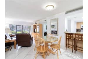 8897 Fontainebleau Blvd APT 112, Miami, FL 33172, Sold 05/31/23