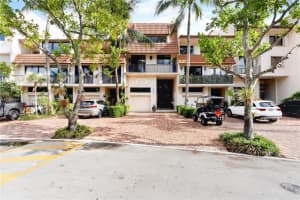6108 Paradise Point Dr #6108, Palmetto Bay, FL 33157, Sold 07/13/23