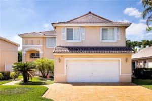 326 SW 191st Terrace, Pembroke Pines, FL 33029, Sold 05/30/23