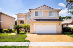 326 SW 191st Terrace, Pembroke Pines, FL 33029, Sold 05/30/23