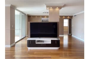 1400 S Ocean Dr APT 308, Hollywood, FL 33019, Sold 11/20/23