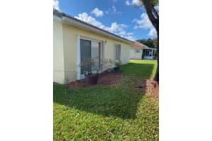 502 SE 23rd Dr, Homestead, FL 33033, Sold 09/08/23