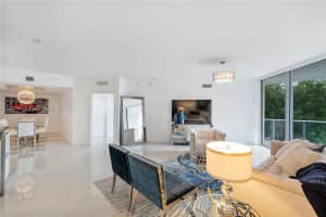 17301 Biscayne Blvd APT 208, Aventura, FL 33160, Sold 10/06/23