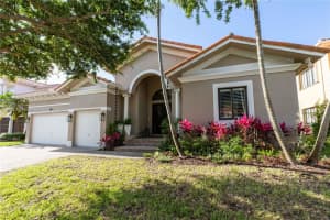 7914 SW 194th St, Cutler Bay, FL 33157, Sold 08/25/23