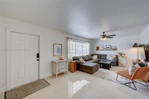 8059 SW 17th Pl # 5-4, Davie, FL 33324, Sold 06/01/23