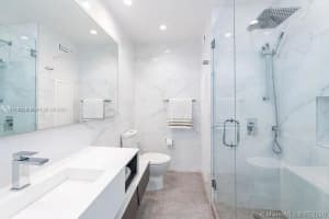 4925 Collins Ave #7b, Miami, FL 33140, Sold 01/30/24