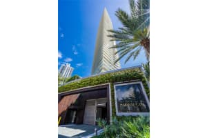 18975 Collins Ave Unit 904, Sunny Isles Beach, FL 33160, Sold 01/17/25
