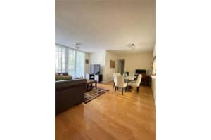 9805 NW 52nd St APT 213, Doral, FL 33178, Sold 06/30/23