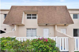 8070 NW 11th St Apartment G, Margate, FL 33063, Sold 08/30/23