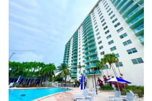 19370 Collins Ave, Sunny Isles Beach, FL 33160, Sold 08/10/23
