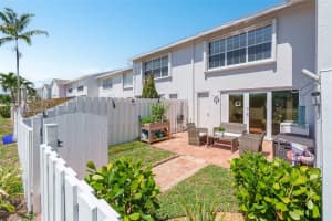235 Foxtail Dr APT G, Greenacres, FL 33415, Sold 06/15/23