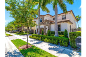 8800 NW 98th Ct, Doral, FL 33178, Sold 08/31/23
