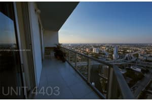 185 SW 7th St APT 4403, Miami, FL 33130, Sold 05/31/23