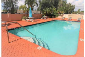 1251 NE 108th St APT 108, Miami, FL 33161, Sold 06/12/23